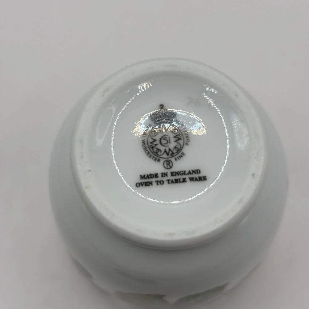 Vintage Royal Worcester Evesham Vale Porcelain Egg Coddler Basket Fruit Pattern‎